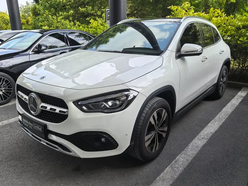 Mercedes-Benz GLA GLA 200, 2020 — фото 1