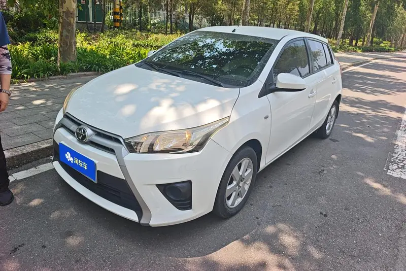 Toyota Yaris L, 2015