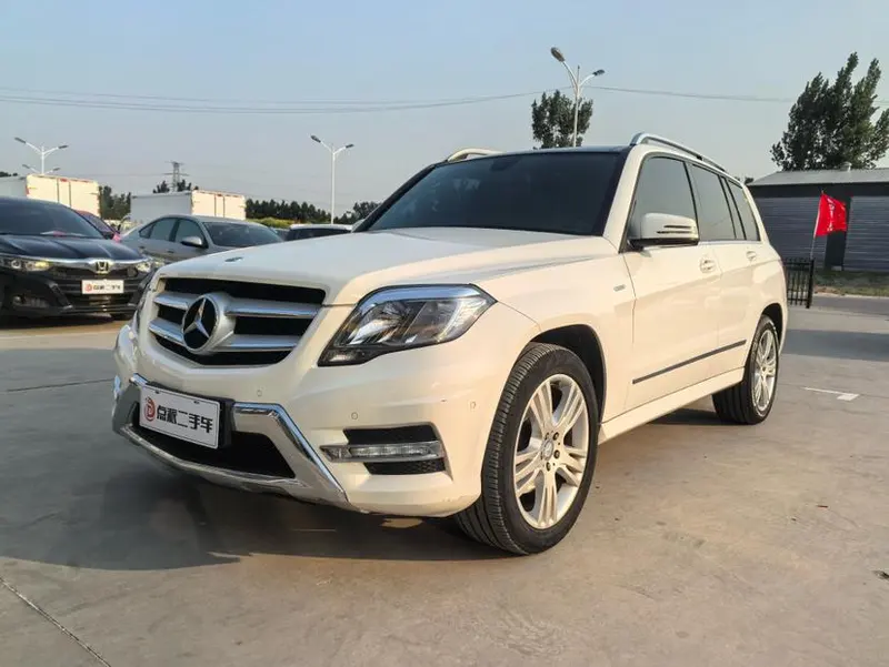 Mercedes-Benz GLK-Class GLK 260 4MATIC Version Elite Edition, 2015 — фото 1