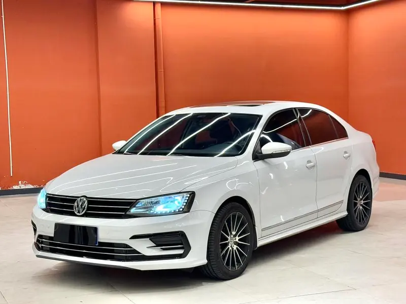 Volkswagen Sagitar, 2018