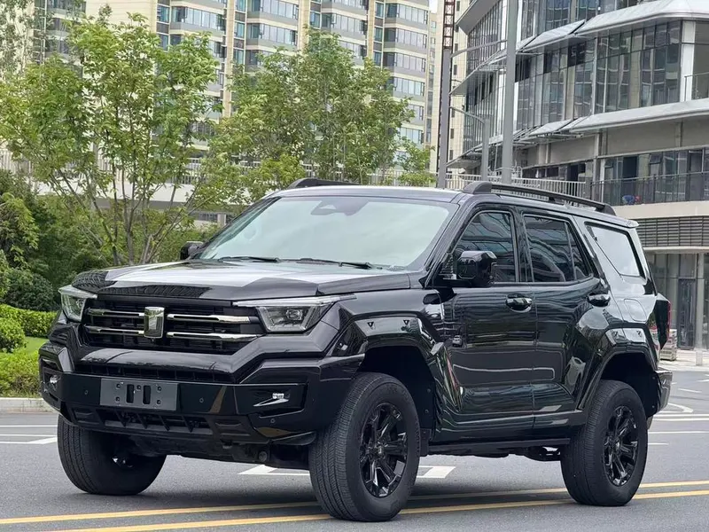 Tank 400 Hi4-T Offroad Edition, 2024 — фото 1