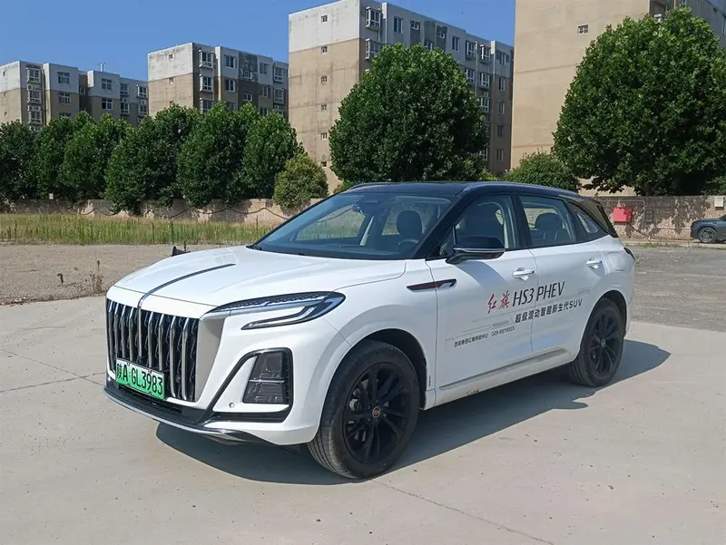 Hongqi HS3 PHEV, 2025