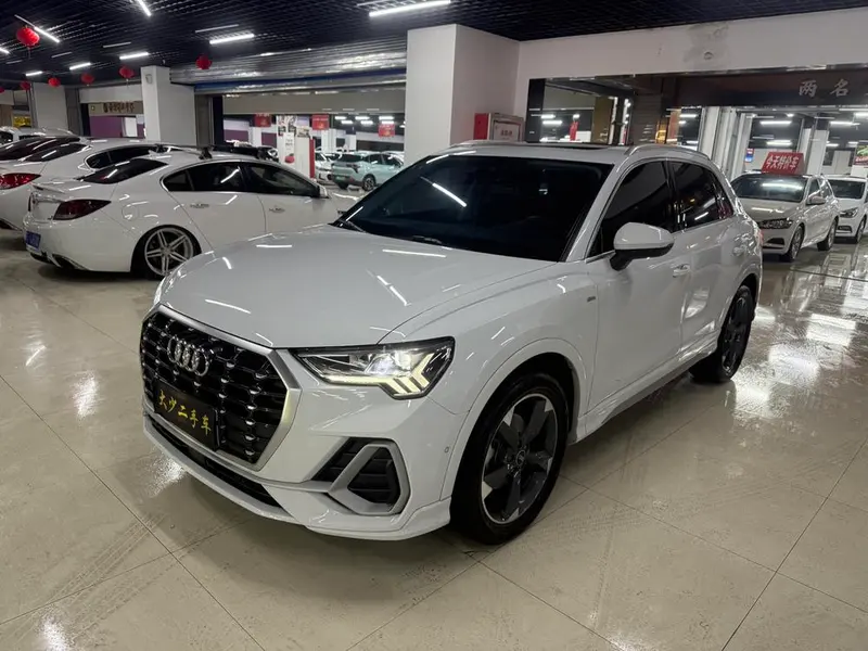 Audi Q3 35 TFSI Fashion Version, 2022 — фото 1