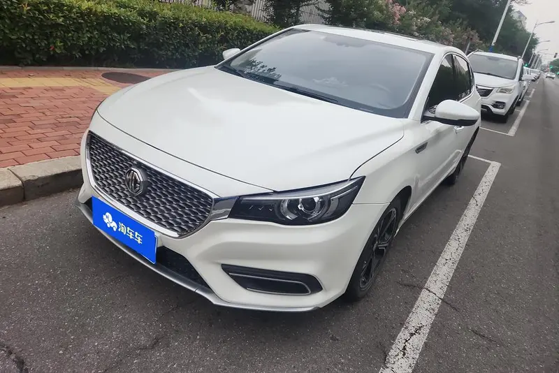 MG 6 20T Manual Luxury Smart Connected Edition, 2017 — фото 1