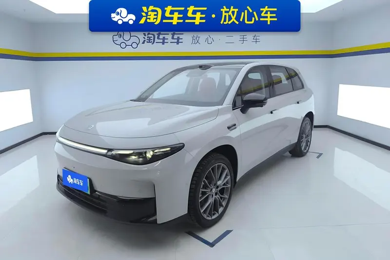 Leapmotor C10 EREV 210 Lidar Edition, 2026 — фото 1