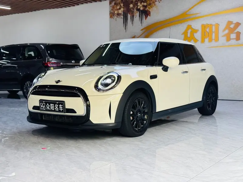 MINI MINI 1.5T ONE Edition PLUS, 2022 — фото 1
