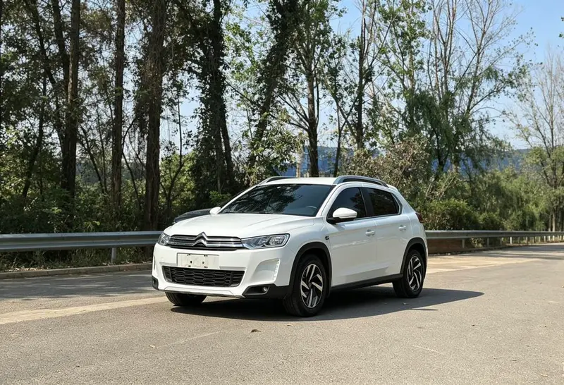 Citroen Citroën C3-XR, 2015