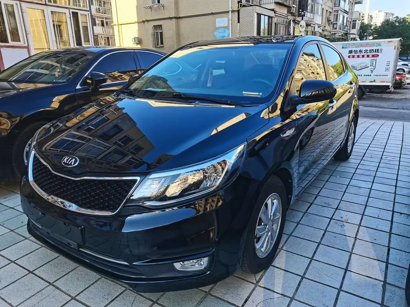 Kia K2 Sedan 1.4L AT GLS, 2015 — фото 1