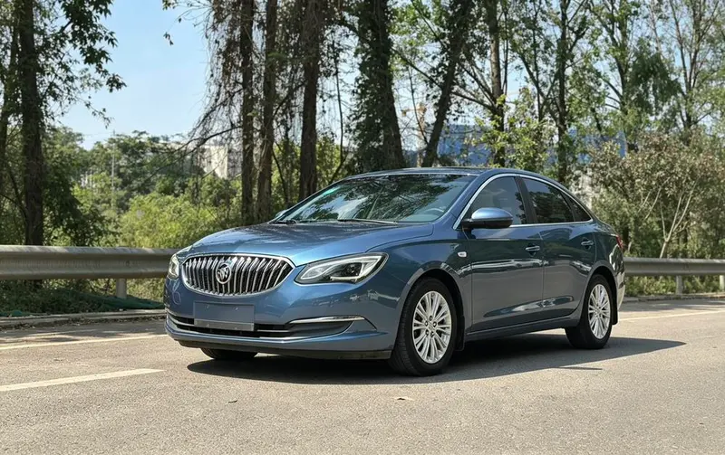 Buick Excelle, 2015