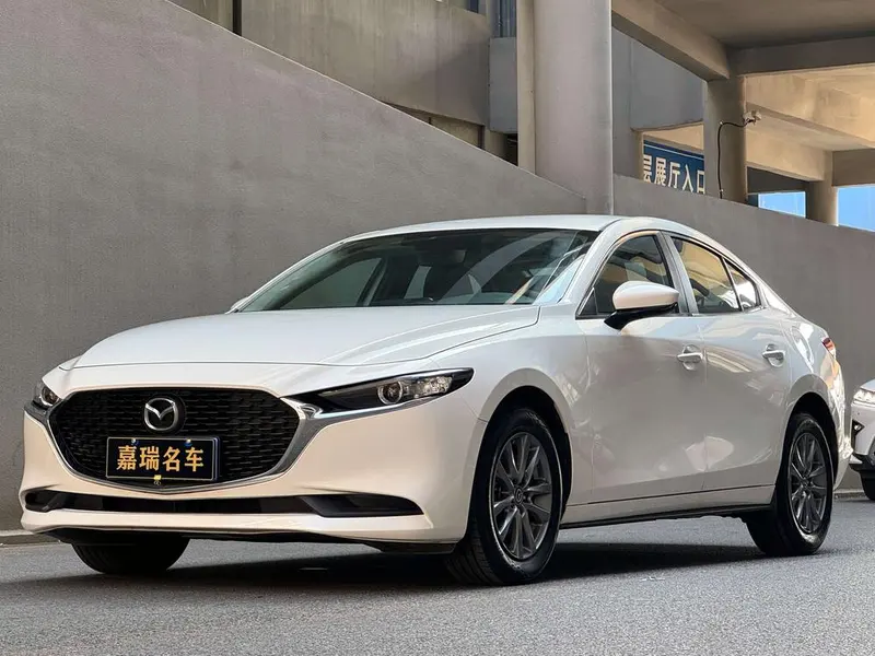 Mazda 3 Axela, 2023