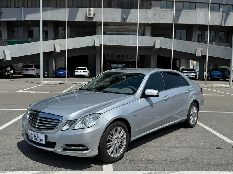 Mercedes-Benz E-Class E 200 L CGI Version, 2012 — фото 1