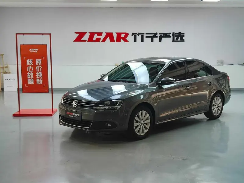 Volkswagen Sagitar, 2012