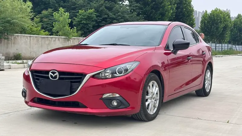 Mazda 3 Axela, 2014