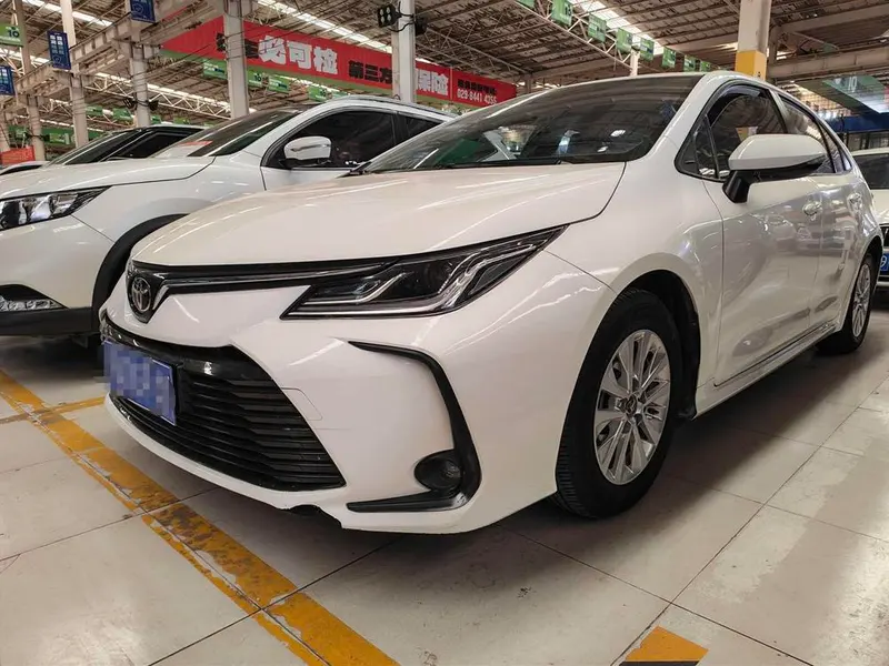 Toyota Corolla 1.5L CVT Edition, 2022 — фото 1