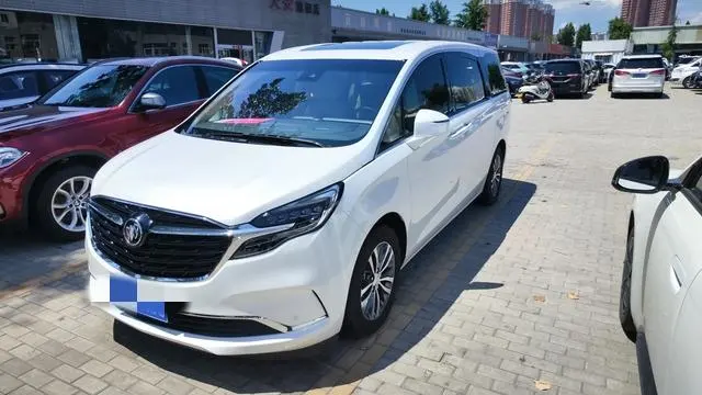 Buick GL8, 2022