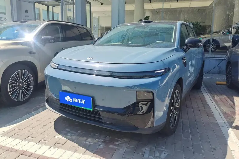 Leapmotor B10, 2025