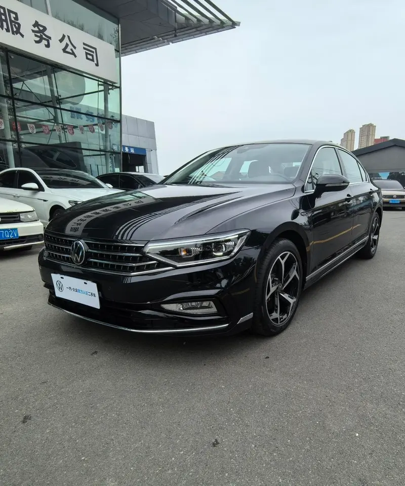 Volkswagen Magotan 200 Model 330TSI DSG Luxury Version, 2024 — фото 1