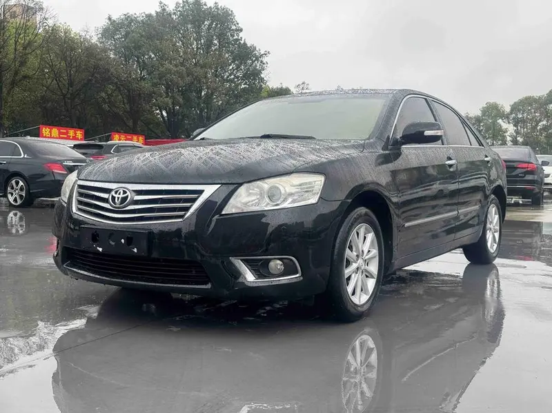 Toyota Camry, 2011