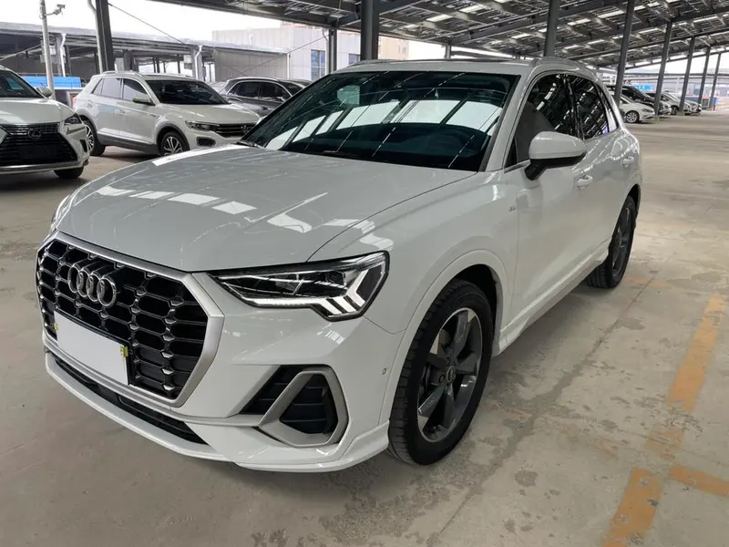 Audi Q3 35 TFSI Fashion Version, 2022 — фото 1