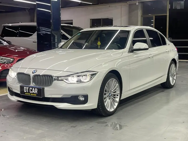 BMW 3-Series, 2018