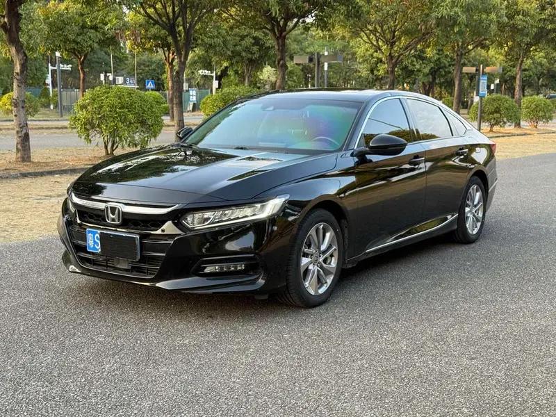 Honda Accord 260TURBO Luxury · Limited Edition, 2021 — фото 1