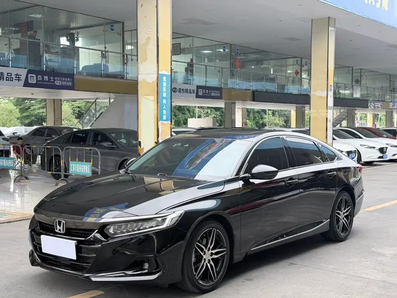 Honda Accord 260TURBO · Premium Edition, 2022 — фото 1
