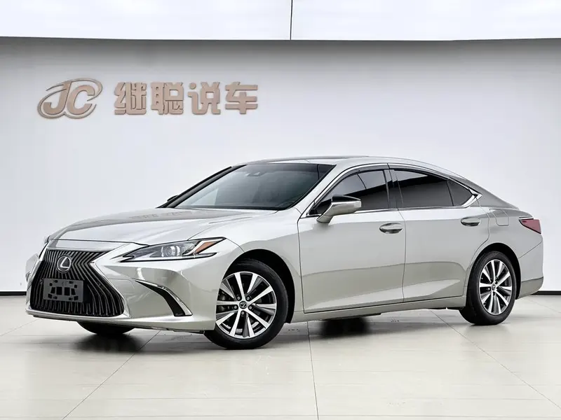 Lexus ES 200 Edition CN6, 2018 — фото 1