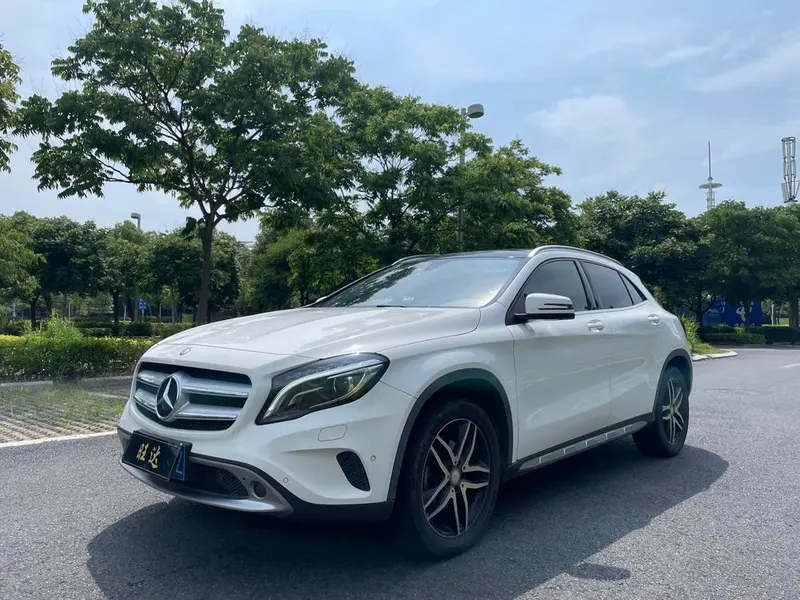 Mercedes-Benz GLA GLA 200 Fashion Version, 2016 — фото 1