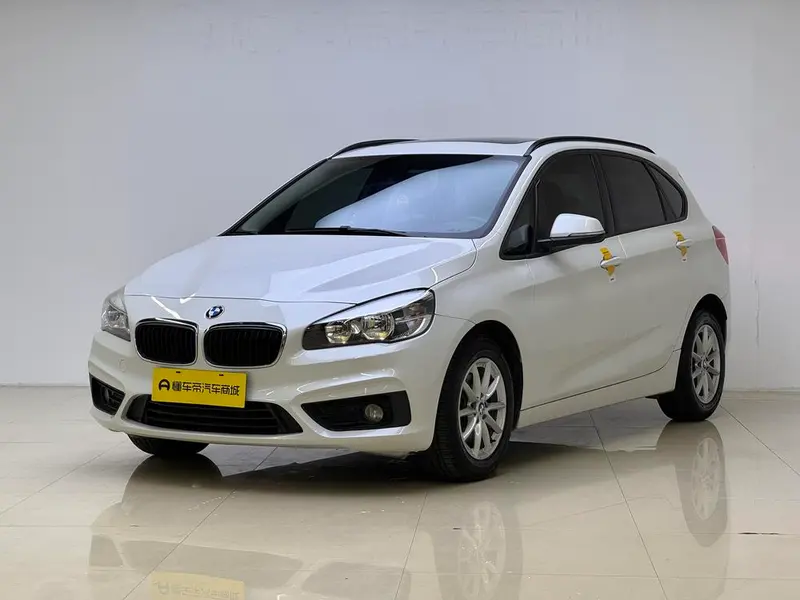 BMW 2-Series Active Tourer 218i Fashion Version, 2016 — фото 1