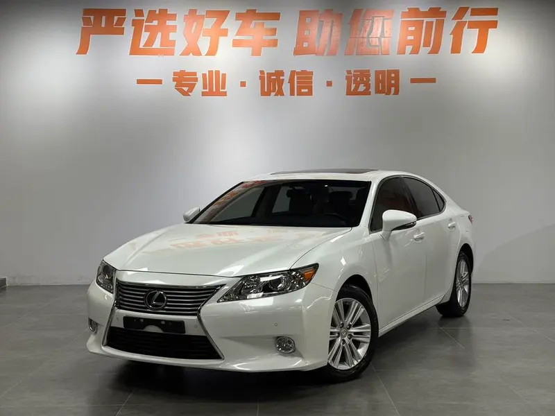Lexus ES 250 Elite Edition, 2013 — фото 1