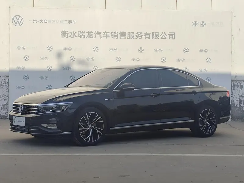Volkswagen Magotan 330TSI DSG Premium Version, 2020 — фото 1