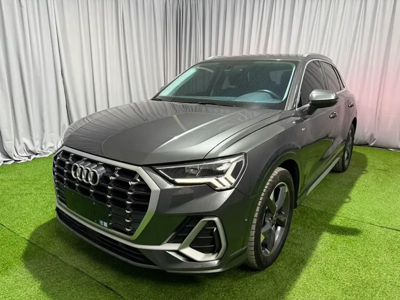 Audi Q3 35 TFSI Fashion Version, 2022 — фото 1