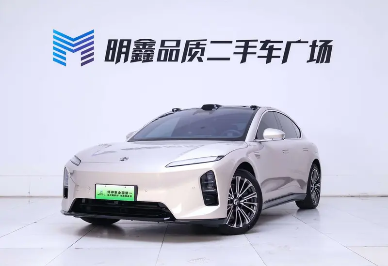 NIO ET5, 2025