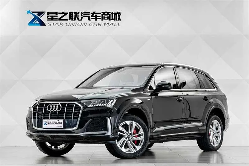 Audi Q7 45 TFSI quattro S line Sport Version, 2023 — фото 1