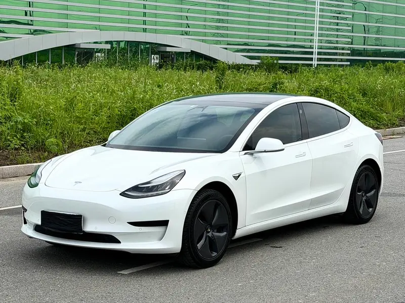 Tesla Model 3, 2019