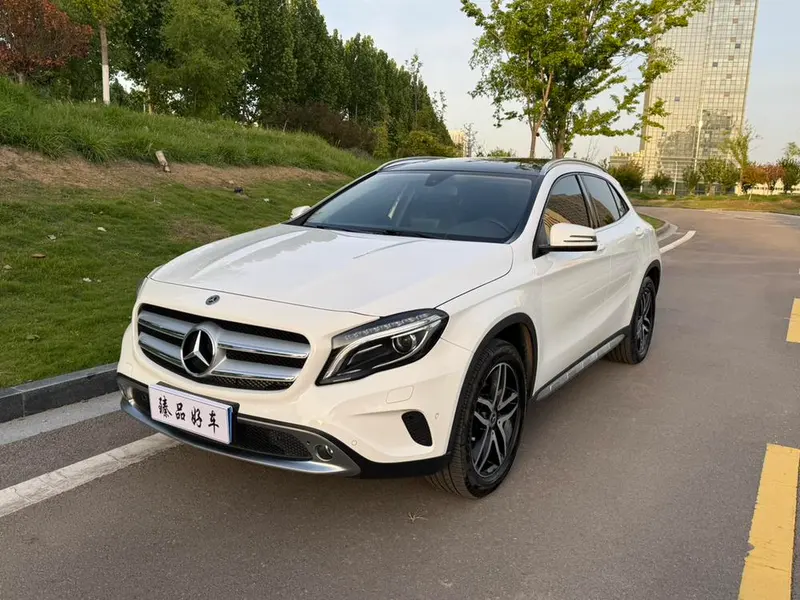 Mercedes-Benz GLA GLA 200 Fashion Version, 2016 — фото 1