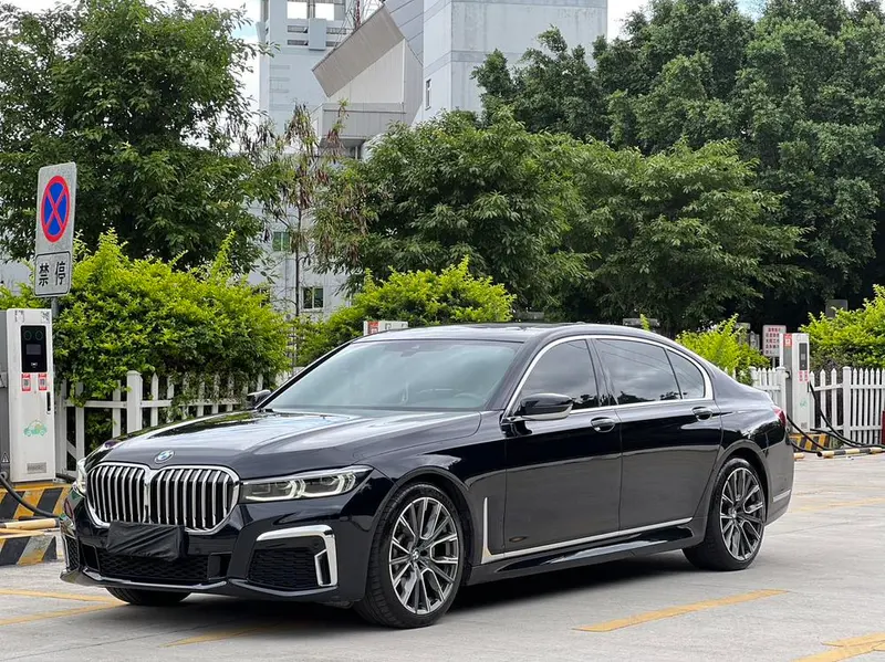 BMW 7-Series 730Li M Sport, 2021 — фото 1