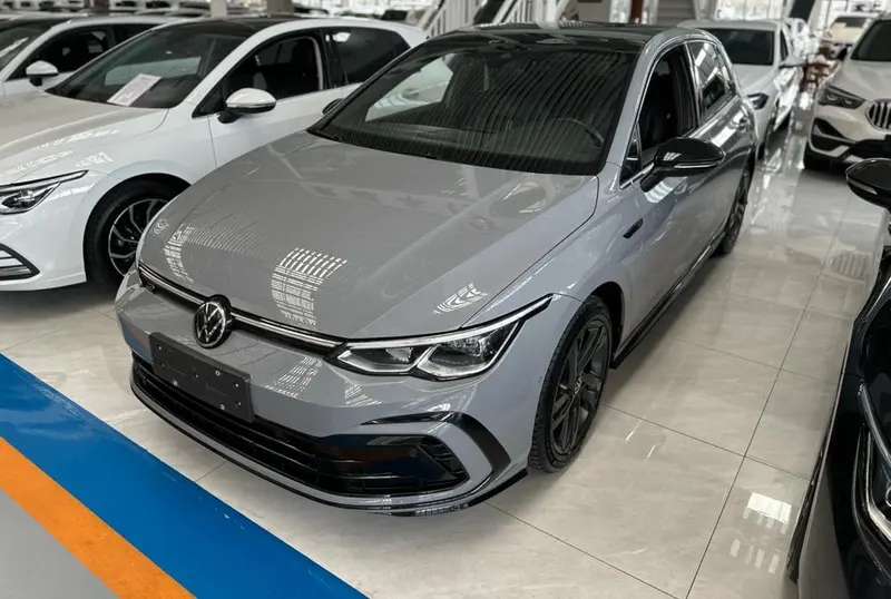Volkswagen Golf, 2021
