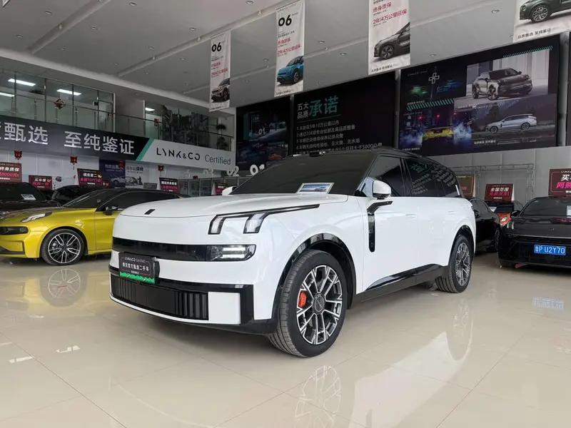 Lynk & Co 900, 2025