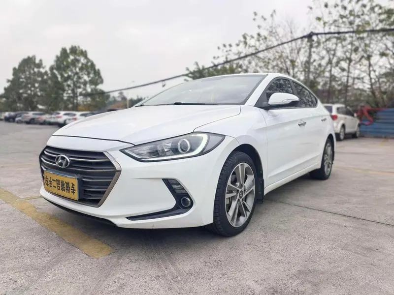 Hyundai Elantra Lingdong 1.6L Auto Stylish · Flagship Version, 2016 — фото 1