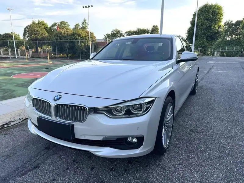 BMW 3-Series, 2018