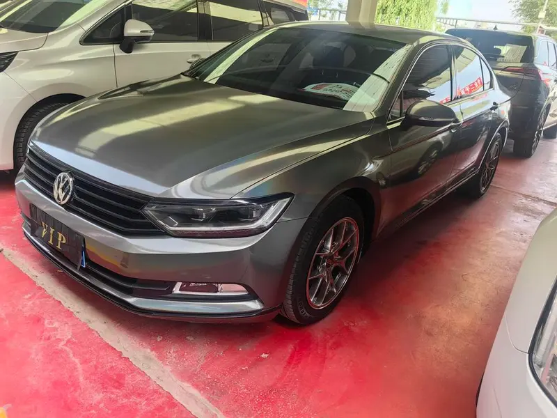 Volkswagen Magotan 330TSI DSG Leading Version, 2017 — фото 1