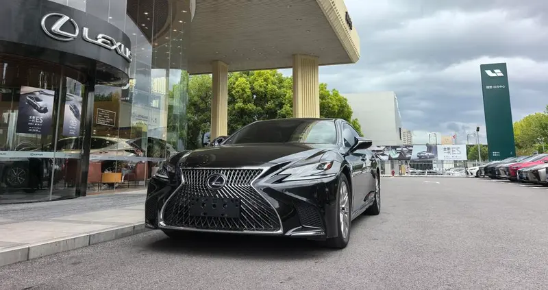 Lexus LS, 2020
