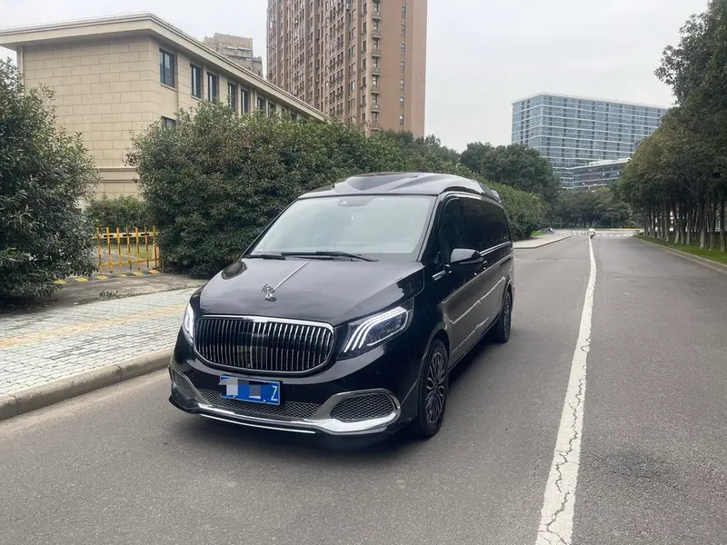Mercedes-Benz V-Class V 260 L Premium Extended Edition CN6, 2018 — фото 1
