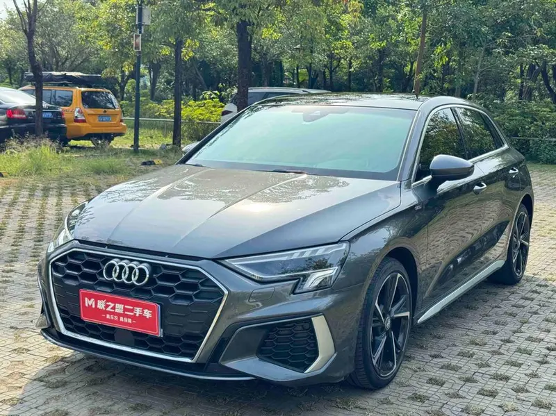Audi A3 Sportback 35 TFSI Fashion Sport Version, 2022 — фото 1