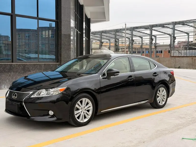 Lexus ES 250 Elite Edition, 2014 — фото 1