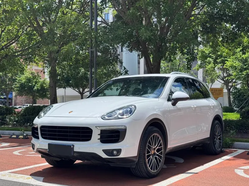 Porsche Cayenne, 2014
