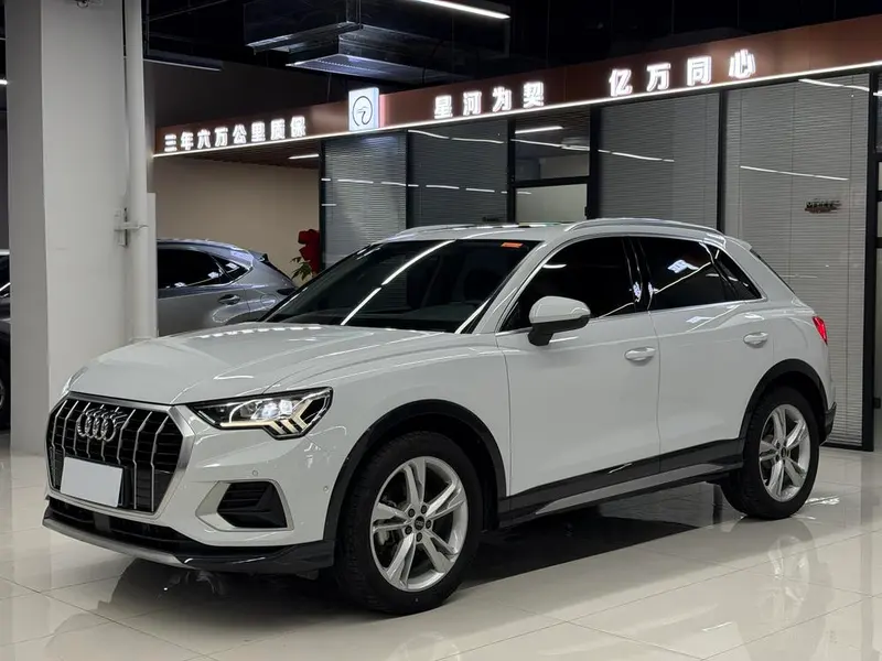Audi Q3 35 TFSI Fashion Elite Version, 2022 — фото 1
