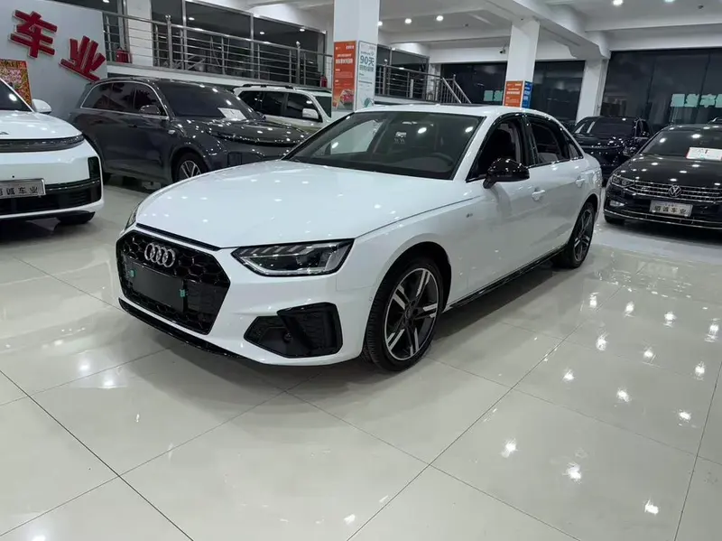 Audi A4L 40 TFSI Luxury Version, 2023 — фото 1