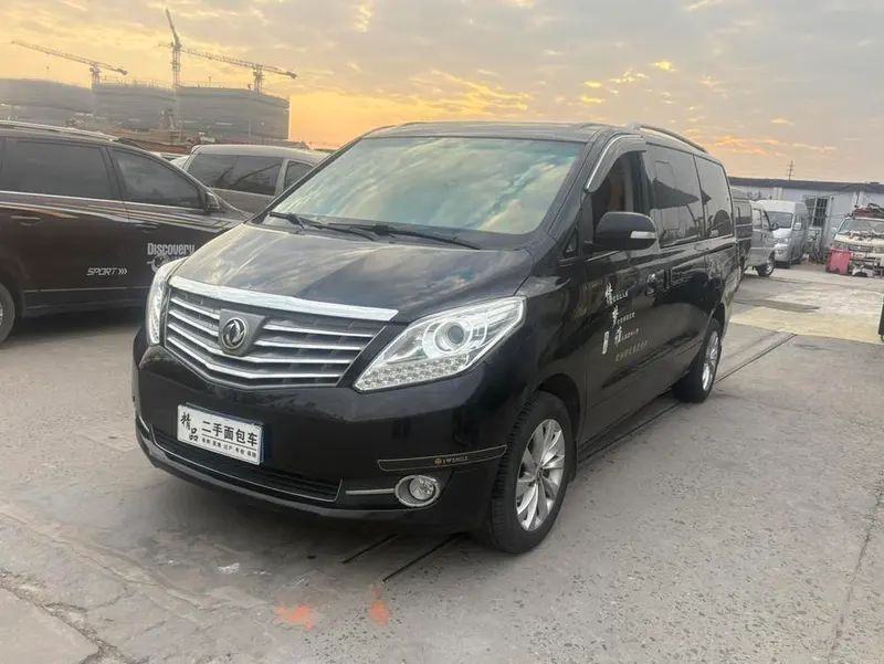 Dongfeng Fengxing Forthing CM7 рестайлинг 2.0T автомат Премиум, 2018 — фото 1